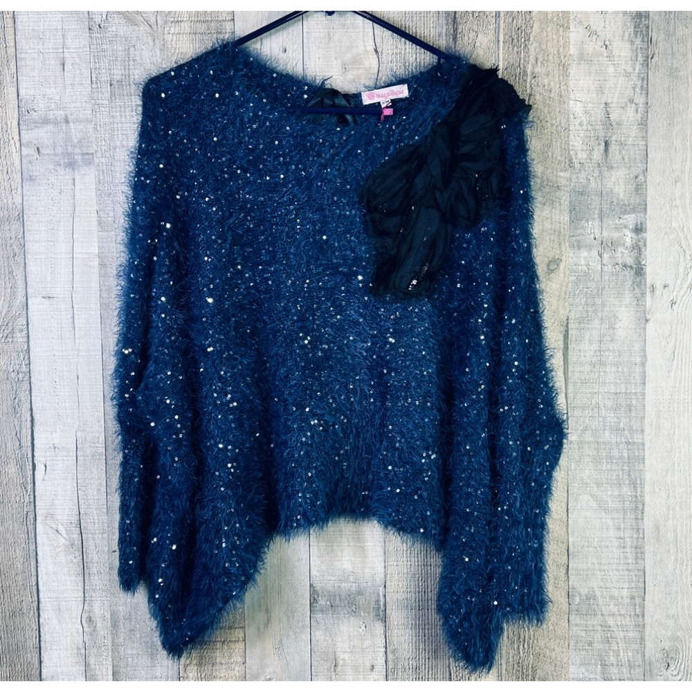 C’Magnifique size S/M Blue Fuzzy Style Sequin Dolman Top with Tie Ribbon